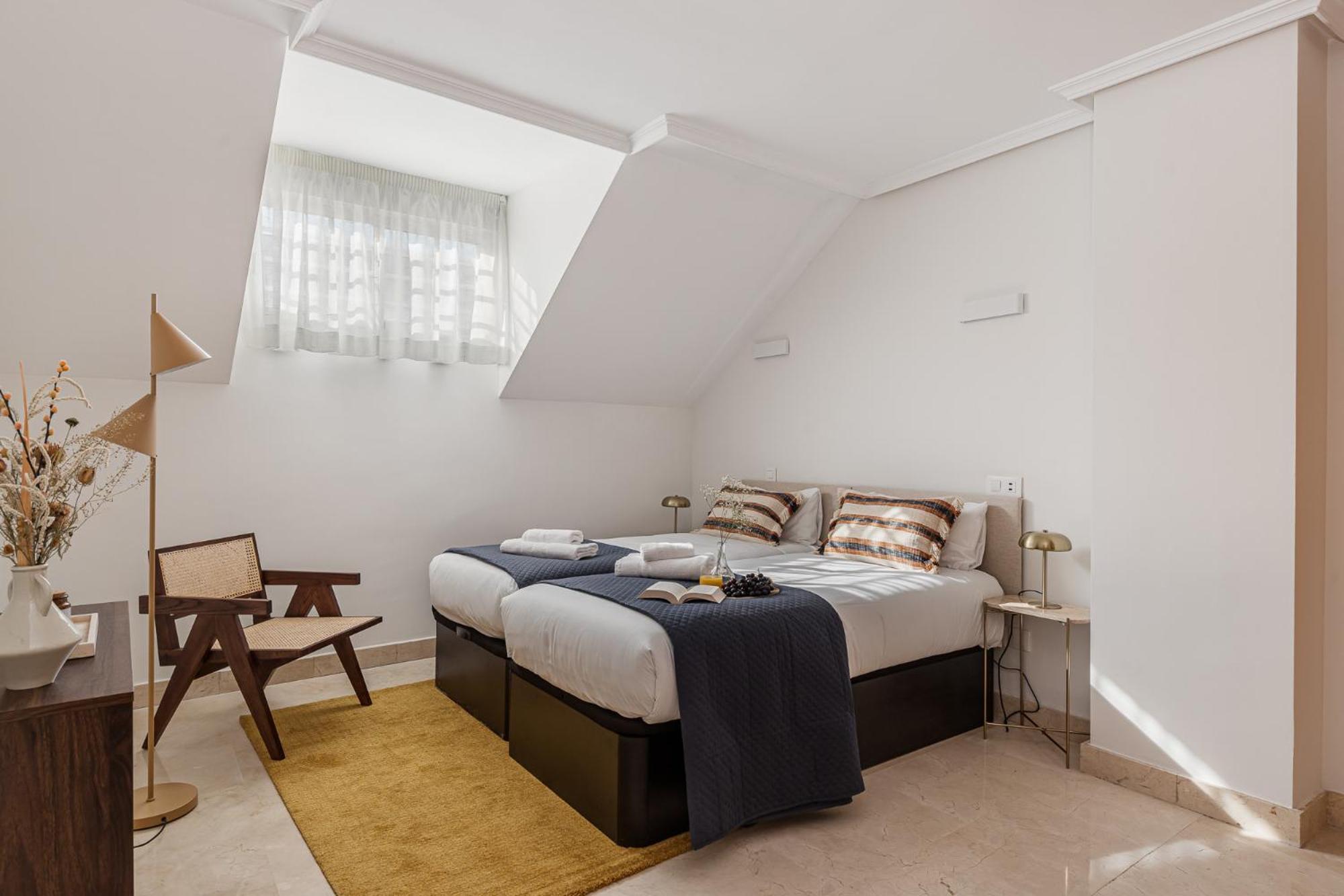 Апартаменти Waou Gran Via Attic - Corta Duracion Мадрид Екстер'єр фото