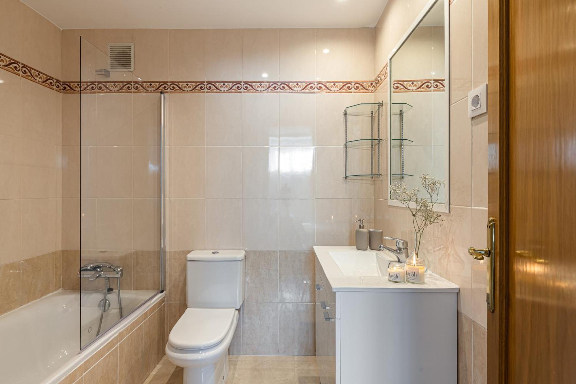 Апартаменти Waou Gran Via Attic - Corta Duracion Мадрид Екстер'єр фото